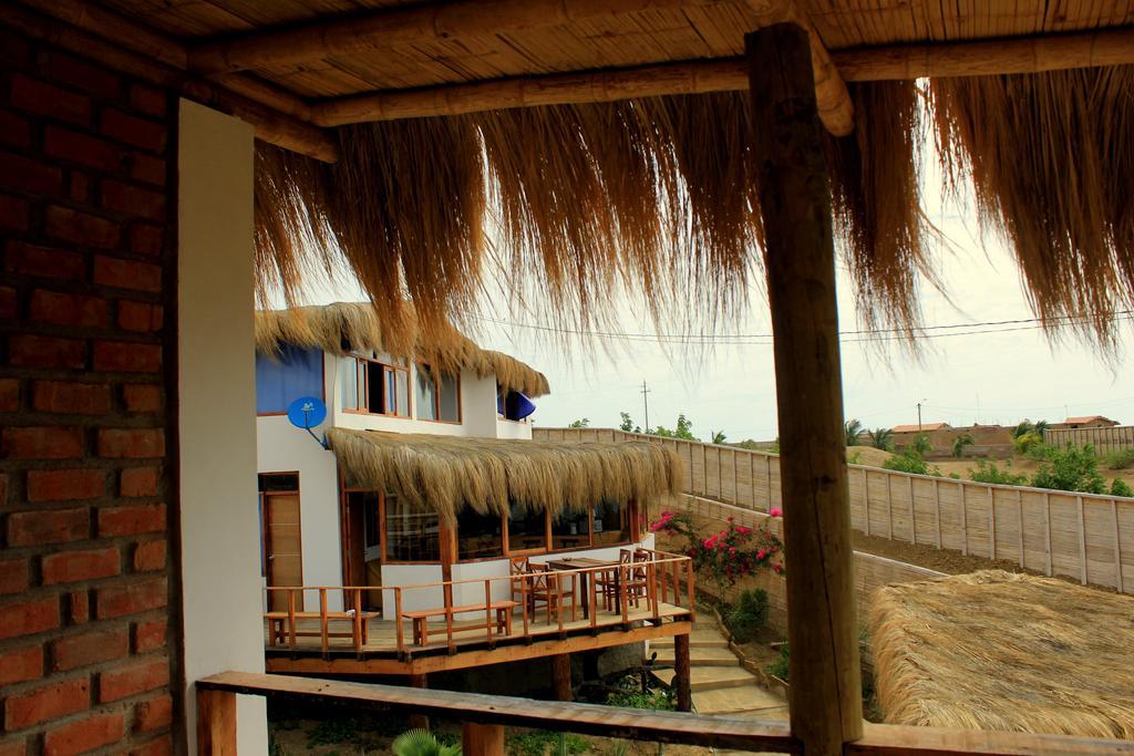 Lapa Lapa Lobitos Bungalows Otel Oda fotoğraf